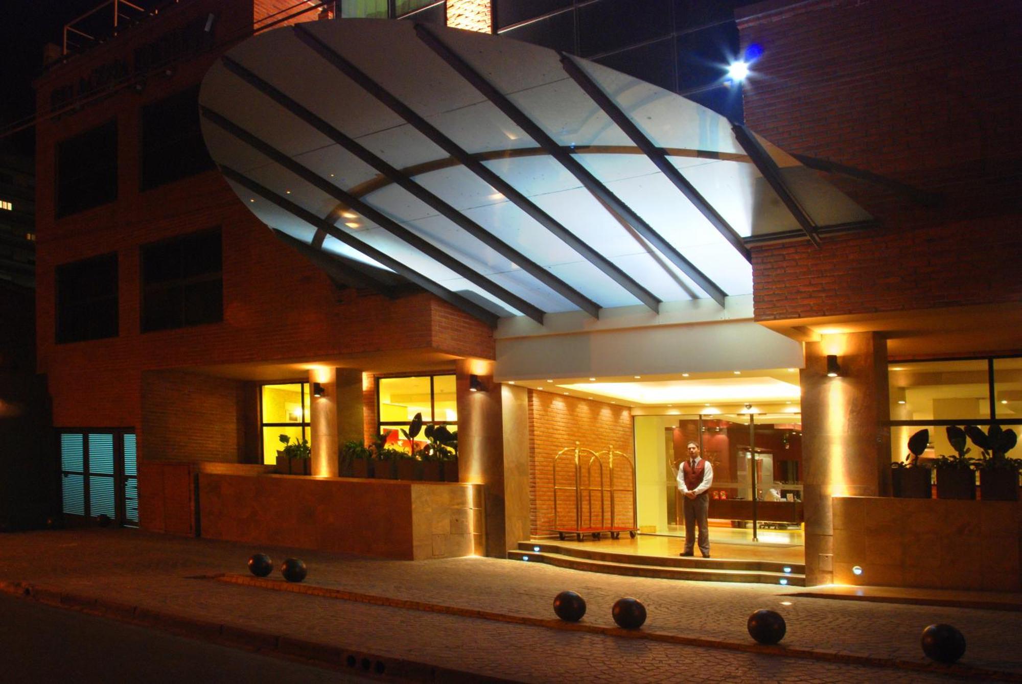 Howard Johnson Plaza Jujuy 산살바도르 드 쥬쥬이 외부 사진